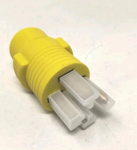 50 Amp RV Plug to 30 Amp Power Socket Adapter 50A Male to 30A Female - Imagen 1 de 6