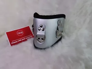Silber Leder HALTUNGSKRAGEN mit 3 Ringen Kragenhaltung, Unisex verstellbar UK! - Bild 1 von 5