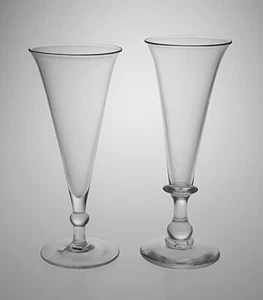 2 lovely Antique Lead Crystal Georgian Victorian Champagne Glasses - Picture 1 of 6
