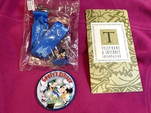 New 2019 Disneyland Lanyard with Mickey and Minnie Pin Goofy's Kitchen Badge #A - Picture 1 of 6