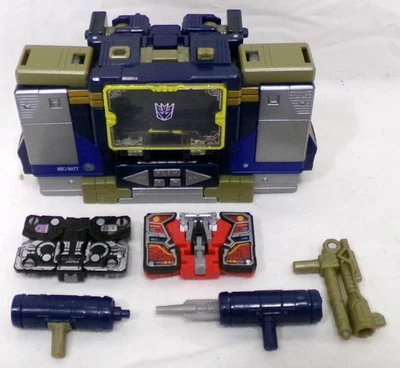 Hasbro Transformers Wfc Netflix Voyager Klasse Soundwave Komplett Verfärbt - Bild 1 von 4