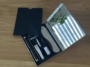 TCM Tschibo Pflegeset, Rasierer, Kamm, Spiegel  - Bild 1 von 6