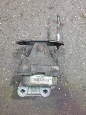 CHRYSLER 300C Right Side Engine Mount 04578190ac 3.0 CRD Diesel 2007 - Image 1 of 4