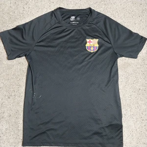 Fc Barcelona Performance Shirt Small Black - Bild 1 von 5