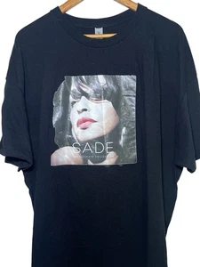 Camiseta SADE The Ultimate Collection Hombre Talla 3XL Negra Gráfica - Imagen 1 de 4