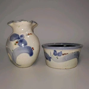 Arkansas Studio Keramik Vase und Übertopf passendes Muster blauer Rand signierter Stempel - Bild 1 von 12