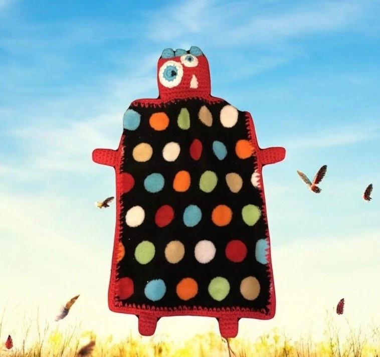 Manta de seguridad para bebé de lana de ganchillo hecha a mano Mommy’s Little Monster lunares Foto 1 de 4