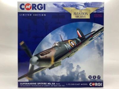 CORGI SUPERMARINE SPITFIRE MK.11A 118 SQN RAF IBSLEY MAY 1941 AA39206 1/72 - Image 1 of 2