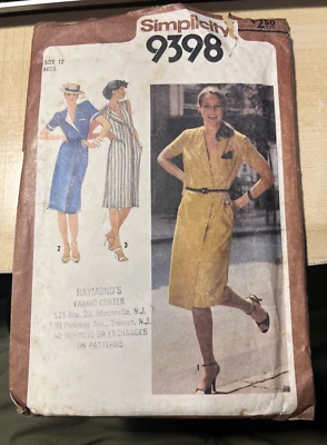 Vtg. 1980 Simplicity 9398 Miss Sz 12 Front Wrapped Dress Sewing Pattern UNCUT - Image 1 of 3