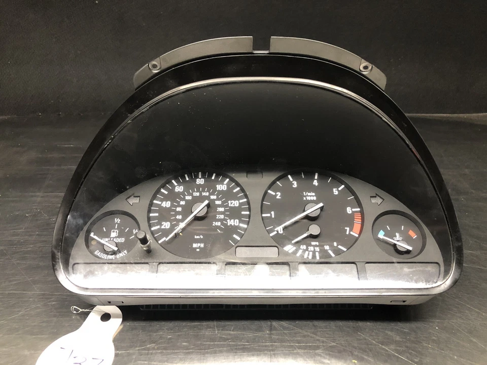 Cuadro medidor velocímetro instrumento BMW 525i 530i 2001-2003 Foto 1 de 4