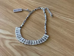 Nuevo con etiquetas Collar Gargantilla Plateado Uno de 50. - Imagen 1 de 12