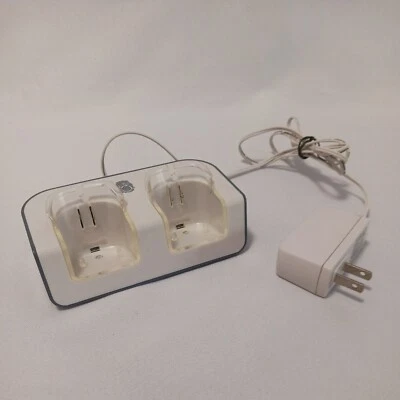 Psyclone Essentials Wii Recharge Dock Station For Nintendo Wii & Wii U PX6505 - Image 1 of 4