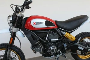 Empuñaduras de tanque TECHSPEC DUCATI SCRAMBLER (2015 - ACTUAL) XLine 62-1509-XLINE - Imagen 1 de 2