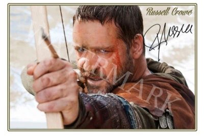Russell Crowe signed 12x18 inch photograph poster - Gladiator - A Beautiful Mind - Image 1 of 4