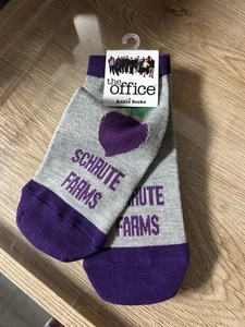 Neu mit Etikett The Office Crew-Socken für Erwachsene Dwight Schrute Farmen Kulturfliege - Bild 1 von 3