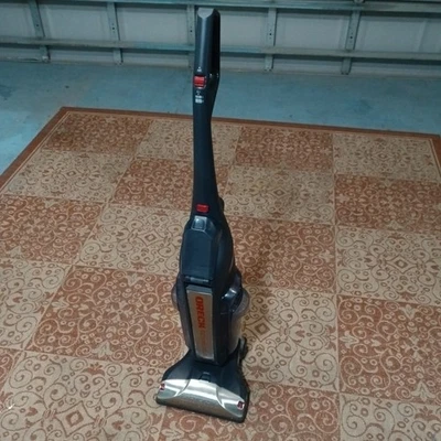 EUC Oreck M-PWR 20 v Hydrovac Cordless Scrodder Vacuum  Commercial NO BATTERY  - Image 1 of 4