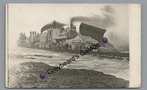 Quitanieves de ferrocarril RPPC cerca del oeste de Ne Nebraska 1912 foto real postal 2 - Imagen 1 de 2