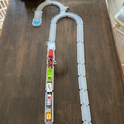 Thomas el Tren y los Amigos Varios Tamaños Lote de 16 Vagones de Tren Surtidos Pista Foto 1 de 4