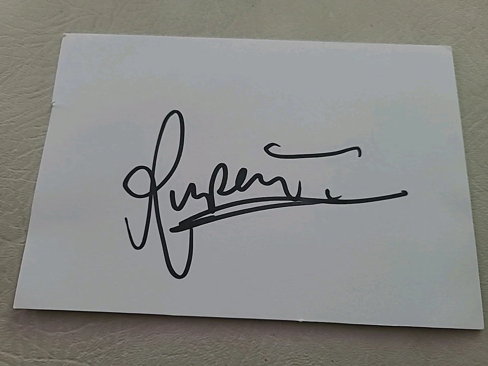 Rupert Grint Signed White Card 6×4 Excellent Signature Autograph Harry Potter - Image 1 of 1