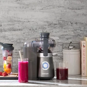 Cuisinart BJC-550 Compact Blender and Juice Extractor Combo BJC-550 - Picture 1 of 4