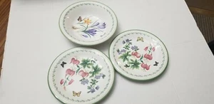 Studio Nova Y2372 GARDEN BLOOM - 2 Salatteller 1 Schüssel rosa Blume, Schmetterling - Bild 1 von 11