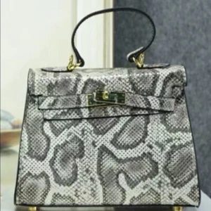 New gray Snake pattern Padlock Clutch Crossbody mini Bag Genuine Leather - Picture 1 of 3