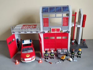 Playmobil 9462 + 5364 Camión De Bomberos + Gran Estación De Bomberos - Sonoro - Imagen 1 de 24