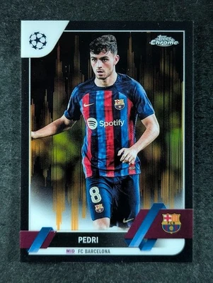 2022-23 Topps Chrome UEFA PEDRI 27/30 Black/Gold Seismic Refractor SP #136 - Image 1 of 3