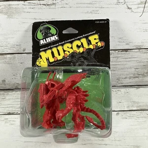 NECA Aliens M.U.S.C.L.E. Red Xenomorph Mini Figures Pack Sealed Collectible - Bild 1 von 8