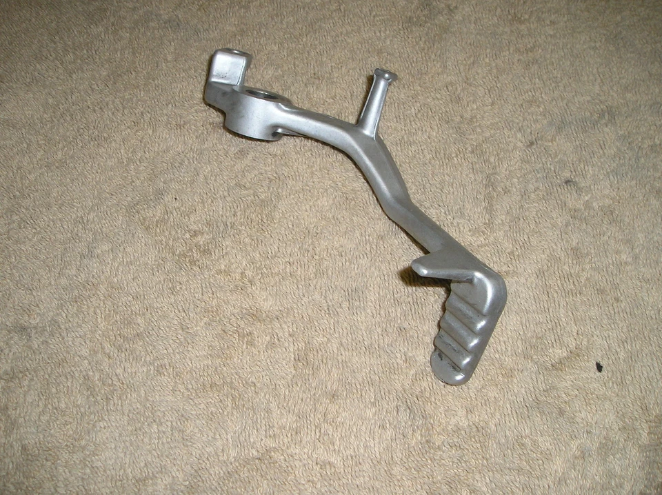 Triumph TT600 Brake Pedal excellent 2000 - on. Excellent Foto 1 de 1