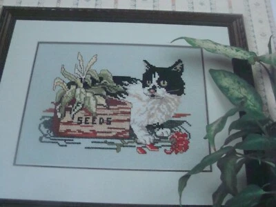 1989 Canterbury Designs CURIOUS CATS...MISSY Counted Cross Stitch Pattern - Image 1 of 4