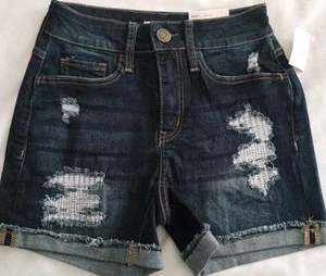 NWT SO HIGH-RISE CURVY MIDI DISTRESSED CUFFED STRETCH DENIM BLUE JEAN SHORTS 1 - Picture 1 of 10
