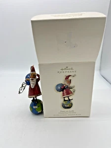 Hallmark Keepsake ornament Peace on Earth Santa 2008 - Picture 1 of 7