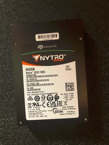 Disque SSD 960 Go Seagate Nytro 3332 XS960SE70104 - 12 Go/s 2,5 11 mm SAS - Photo 1/1