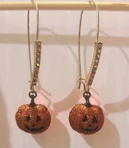 Betsey Johnson Dangling Halloween Glitter Pumpkin Earrings - Picture 1 of 3