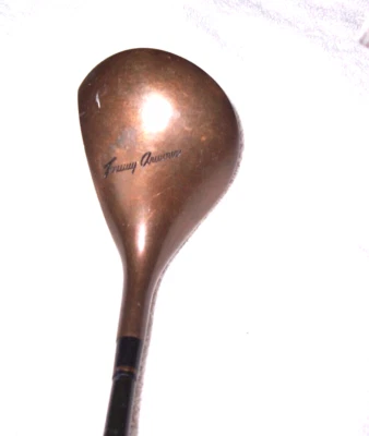 TOMMY ARMOUR GOLDEN SCOT 835 B/C 10.5* DRIVER VARILLA DE GRAFITO DERECHA 45" HOMBRES Foto 1 de 4