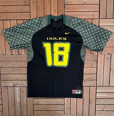 Camiseta Nike de fútbol americano universitario negra vintage de los Oregon Ducks talla mediana Foto 1 de 4