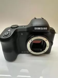 Samsung Galaxy NX 20.3MP Mirrorless Digital Camera Body (EK-GN120ZKZXAR) - Picture 1 of 4