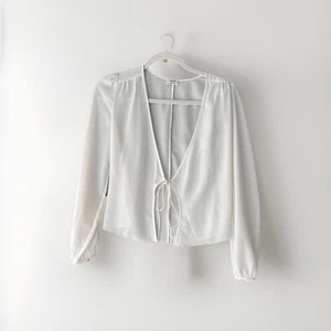 Aritzia Wilfred free Sheer white top long Sleeve xxs - Picture 1 of 5