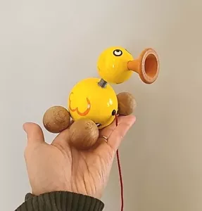 De colección VILAC Pull Along Juguete Pato Pintado Madera y Metal Hecho en Francia 39260 - Imagen 1 de 8