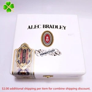 Caja de cigarros de madera vacía Alec Bradley Torpedo Connecticut 7,5" x 7,25" x 3" - Imagen 1 de 10