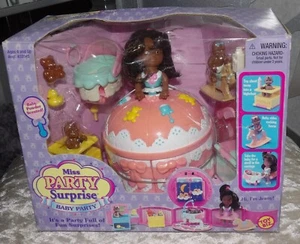 VTG.1999 NEW TOY BIZ MISS PARTY SURPRISE  AFRICAN AMERICAN BABY PARTY PLAYSET - Picture 1 of 6