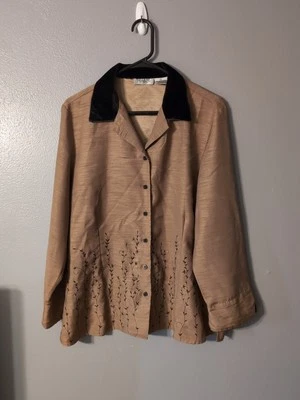 Blusa deportiva Selene para mujer manga larga con botones talla 1X Foto 1 de 4