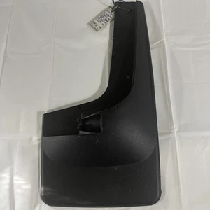 Weathertech Rt Beside Mudflap - Picture 1 of 2