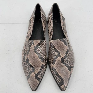 Frye Beige Kenzie Venetian Slip On Leather Loafers Snake Print Comfort Size 9.5 - Picture 1 of 8