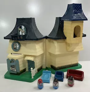Hasbro Weebles Haunted House Play Set 1976 with Accessories - Picture 1 of 17