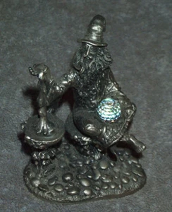 WAPW Fountain of Life Pewter Wizard With Faceted Crystal Ball, HG Slocombe 3082 - Picture 1 of 4