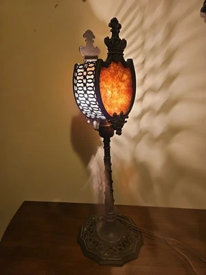 Lámpara de bronce rara era victoriana con acabado de vidrio con pantalla MICA corona antigua de principios de 1900 Foto 1 de 4