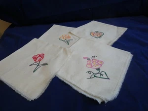 4 Leinenservietten mit Schablone und Handbemalung 14x14 60er Jahre - Bild 1 von 7