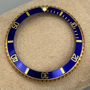 Rolex Submariner 18k Yellow gold Bezel Blue Insert New Old Stock - Picture 1 of 6